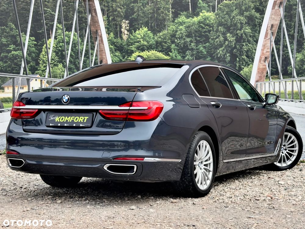 BMW Seria 7 - 13