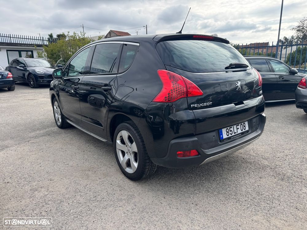 Peugeot 3008 1.6 HDi Executive — fotografia 27