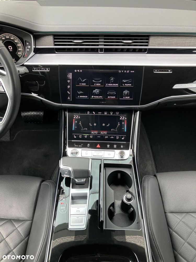 Audi A8 - 19
