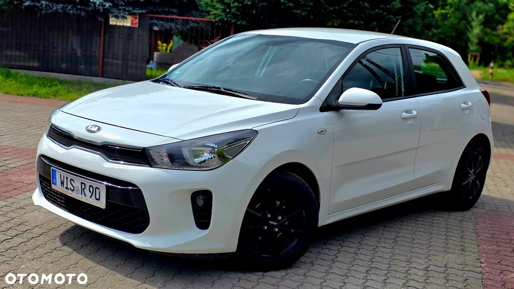 Kia Rio 1.2 Dream Team Edition - 17