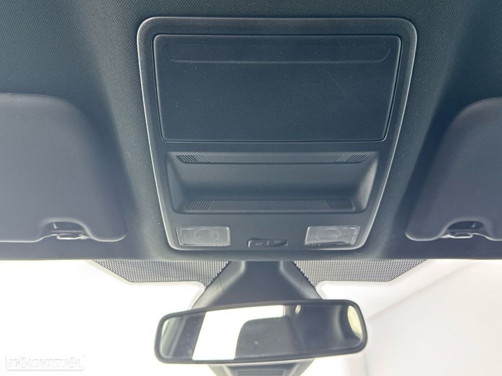 Ford Fiesta 1.0 EcoBoost ST-Line - 23