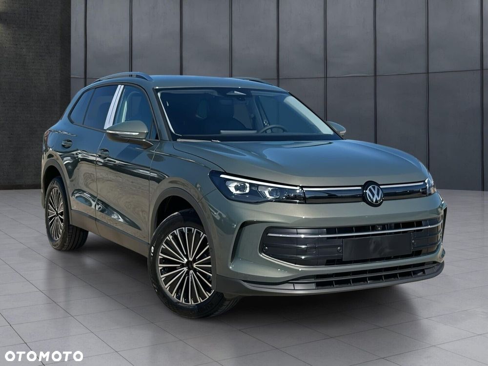 Volkswagen Tiguan - 9