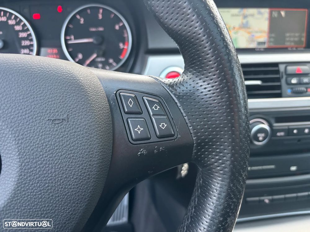 BMW 320 d Exclusive - 17