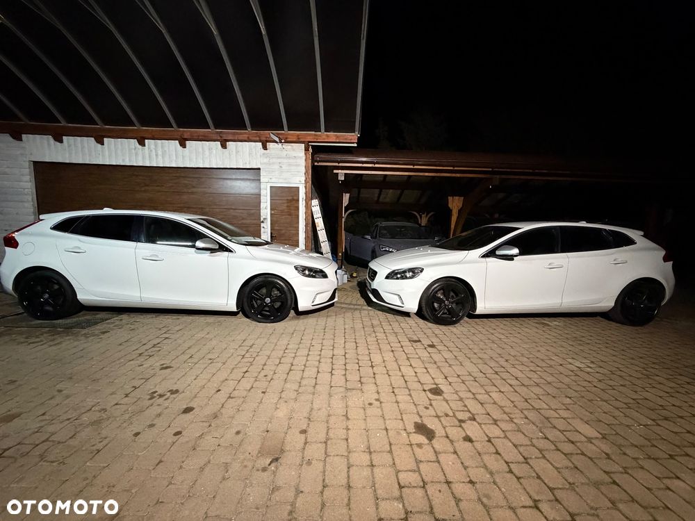 Volvo V40 D2 R Design - 2