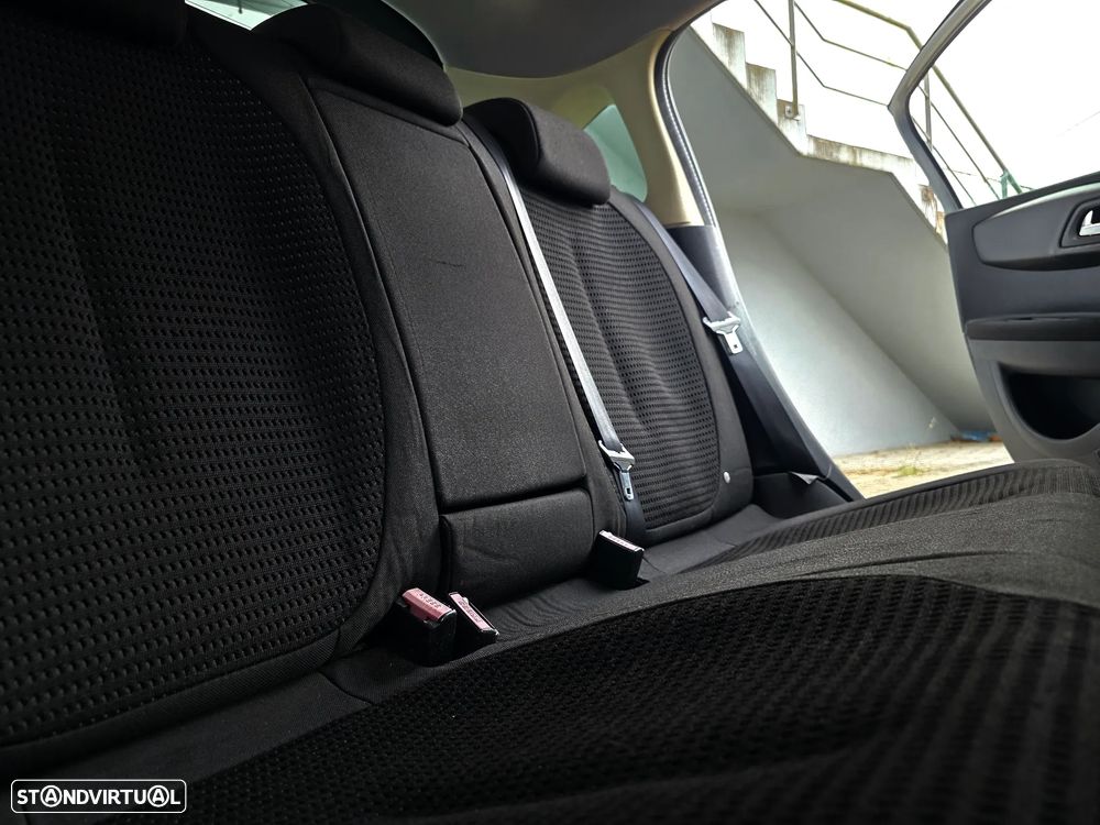 Citroën C4 1.6 HDi Exclusive Airdream - 53