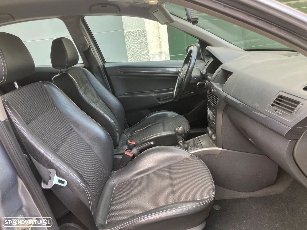 Opel Astra 1.7 CDTi Cosmo M5 - 12