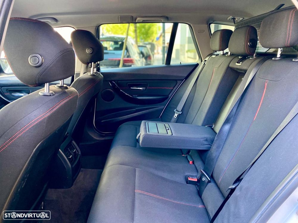 BMW 320 d ED Line Sport - 31