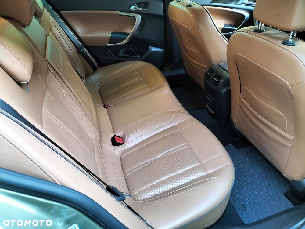 Opel Insignia CT 2.0 T 4x4 EU6 - 22