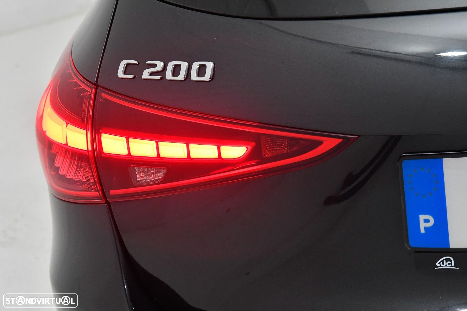Mercedes-Benz C 200 Standard - 12