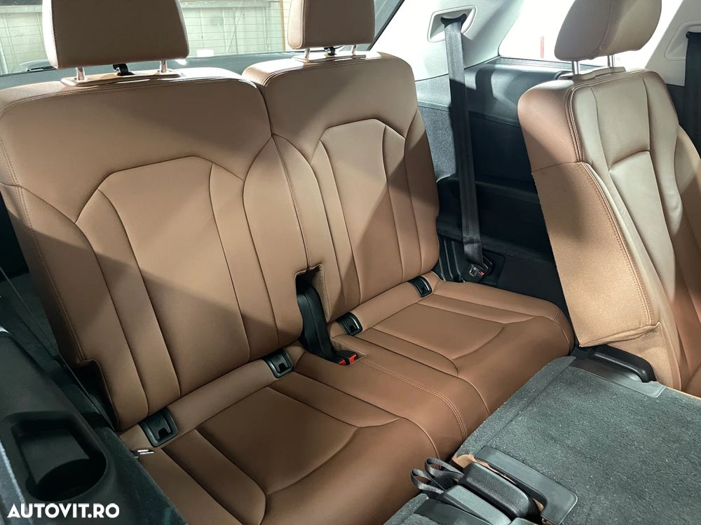 Audi Q7 3.0 45 TDI quattro Tiptronic MHEV Basic - 13