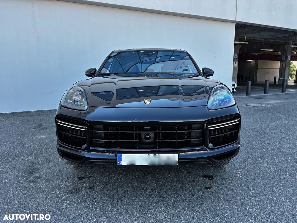 Porsche Cayenne Turbo - 17