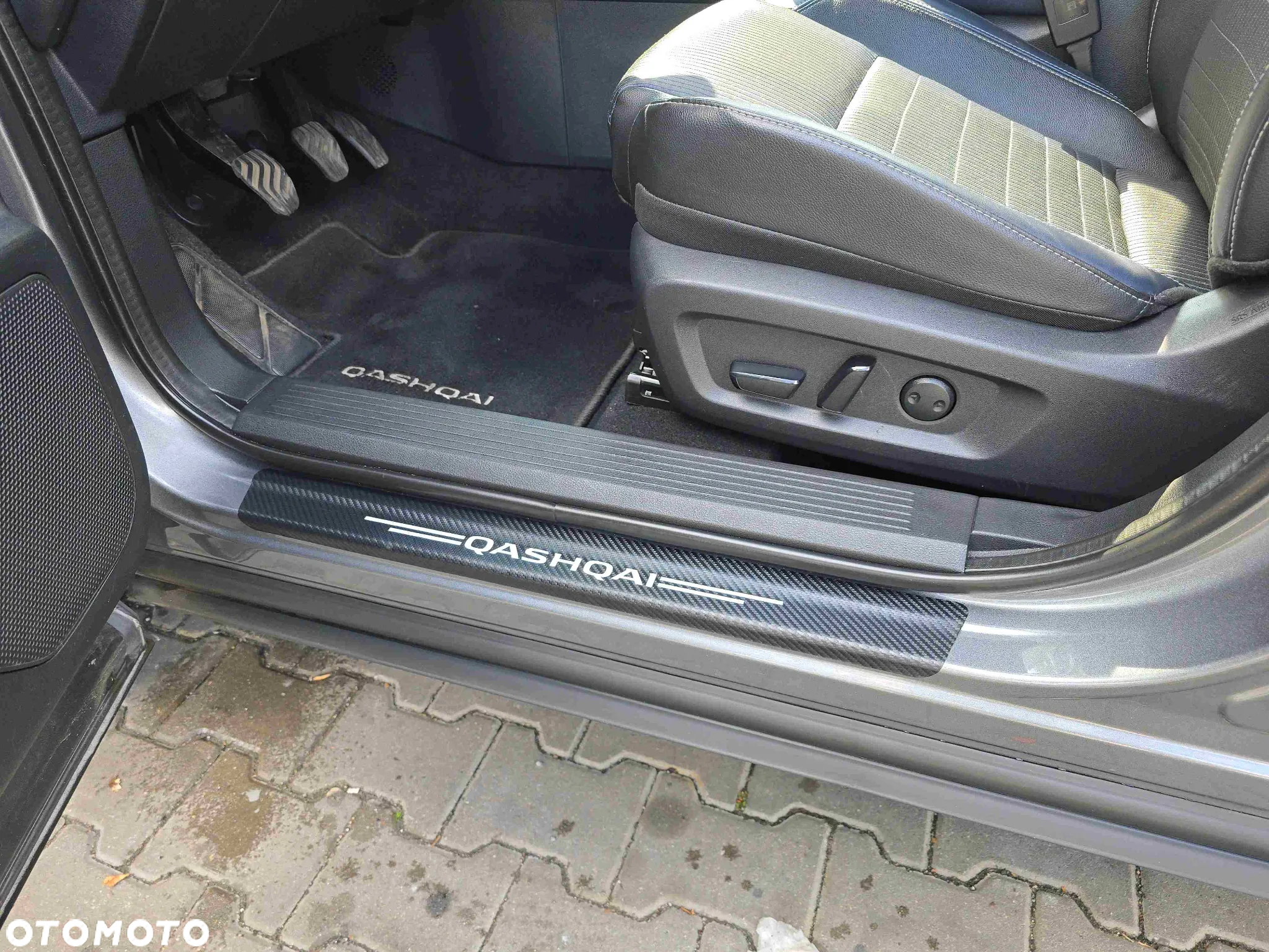Nissan Qashqai 1.3 DIG-T Tekna EU6d - 17