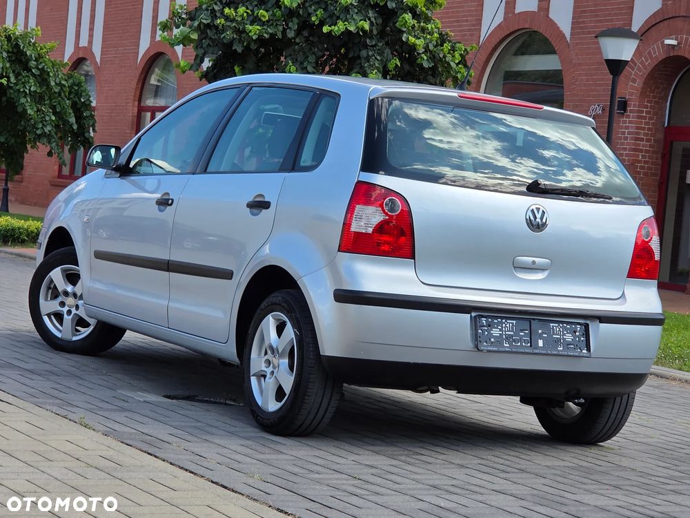Volkswagen Polo 1.2 Fun - 12