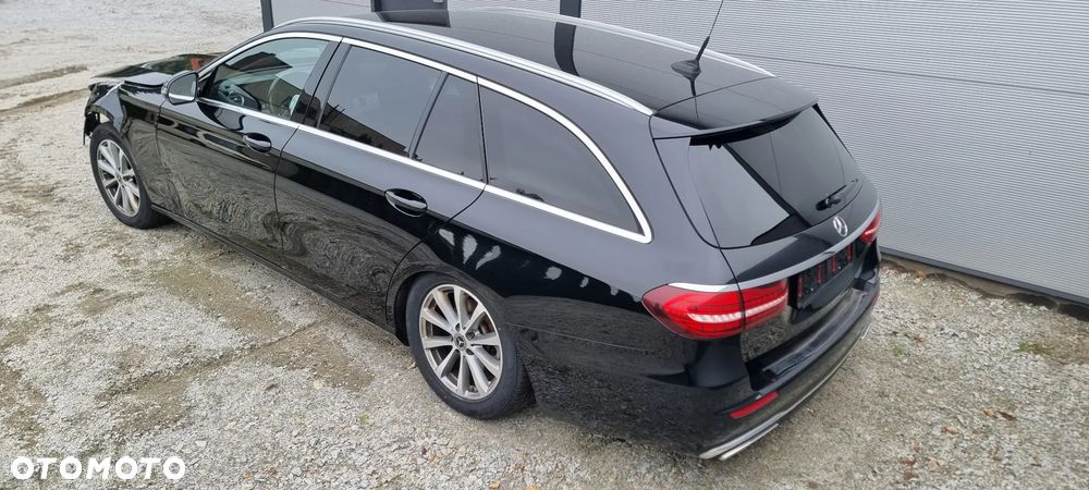 Mercedes-Benz Klasa E 200 d 9G-TRONIC Night Edition - 3