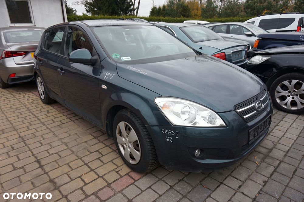 KIA CEED I 5D HB 2007 E2 1.6 CRDI D4FB 90KM S717 ZIELONY na części - 7