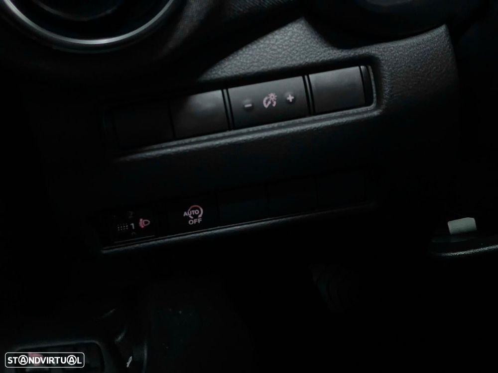 Nissan Juke 1.0 DIG-T N-Connecta Two Tone - 11