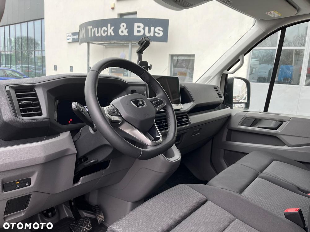 MAN TGE 3.180 4X2F SB - 12