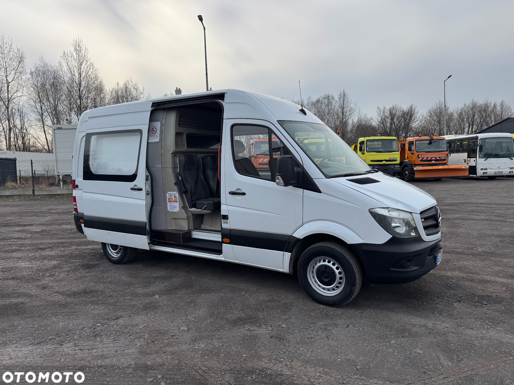 Mercedes-Benz Sprinter 2017r. Brygadówka Klima NAVI 2 x Parktronic Przetwornica 230V Belka Sygnalizacyjna Kamera LIFT - 16