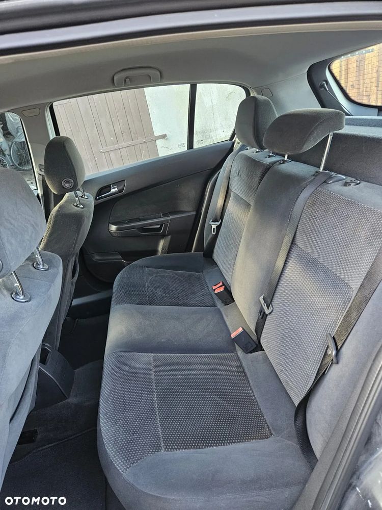 Opel Astra 1.8 Edition Plus - 21