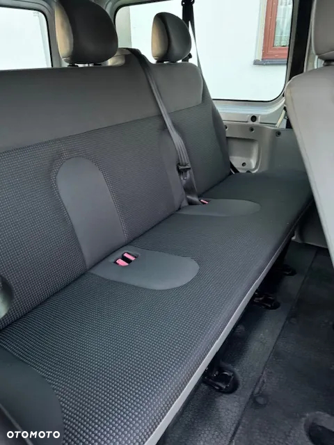 Opel Vivaro - 13