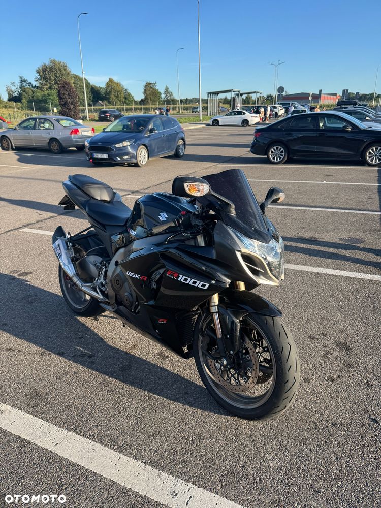 Suzuki GSX-R - 1