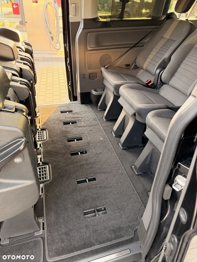 Ford Tourneo Custom 2.0 EcoBlue L2 Titanium SelectShift - 23