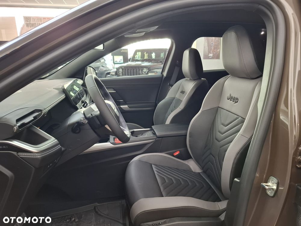 Jeep Compass 74 kWh First Edition - 9