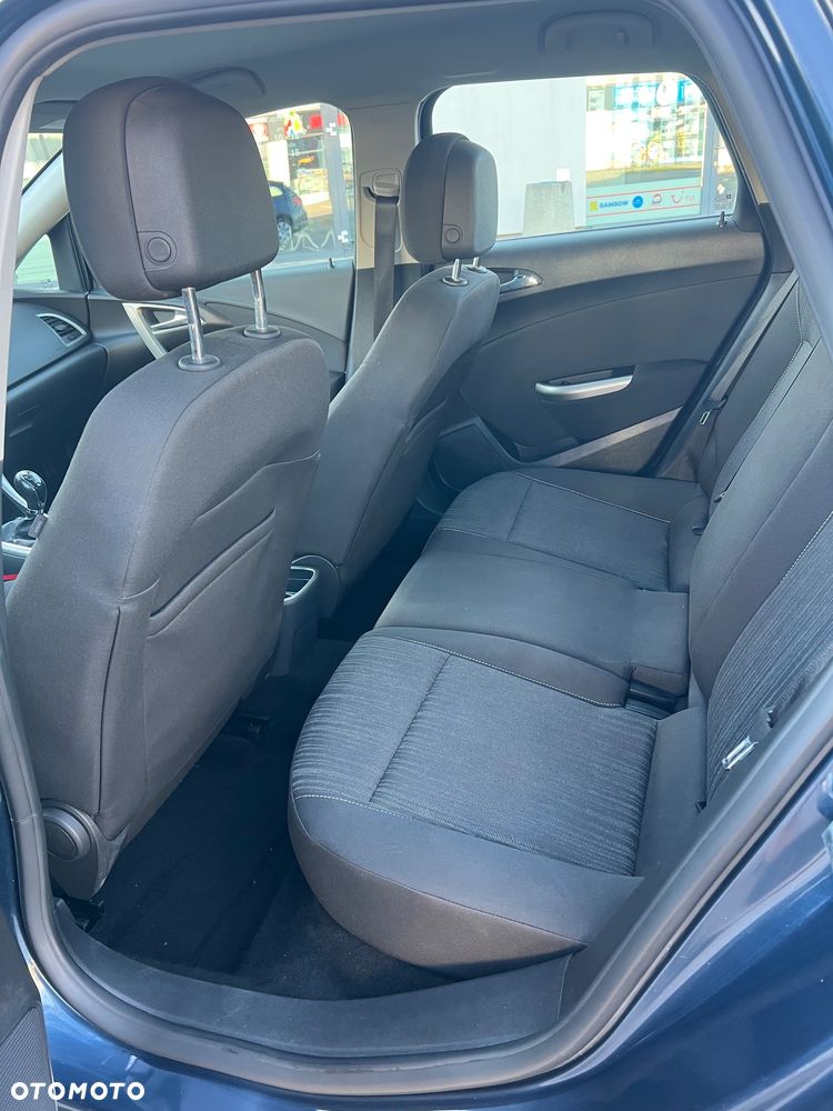 Opel Astra 1.4 Active - 11