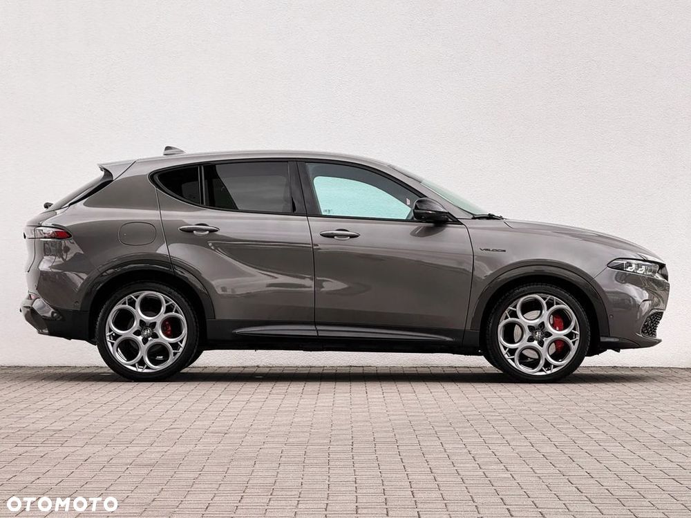 Alfa Romeo Tonale 1.5 T4 GSE mHEV Veloce DCT - 24