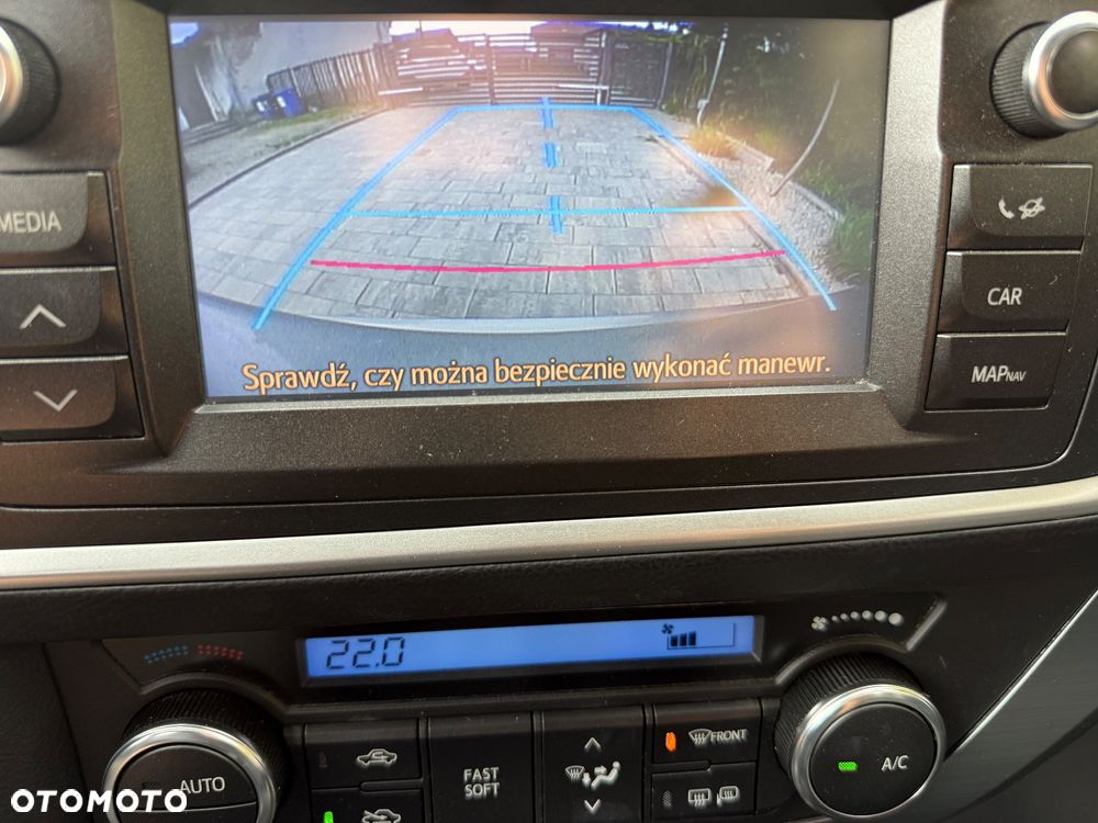 Toyota Auris Hybrid 135 Premium - 13