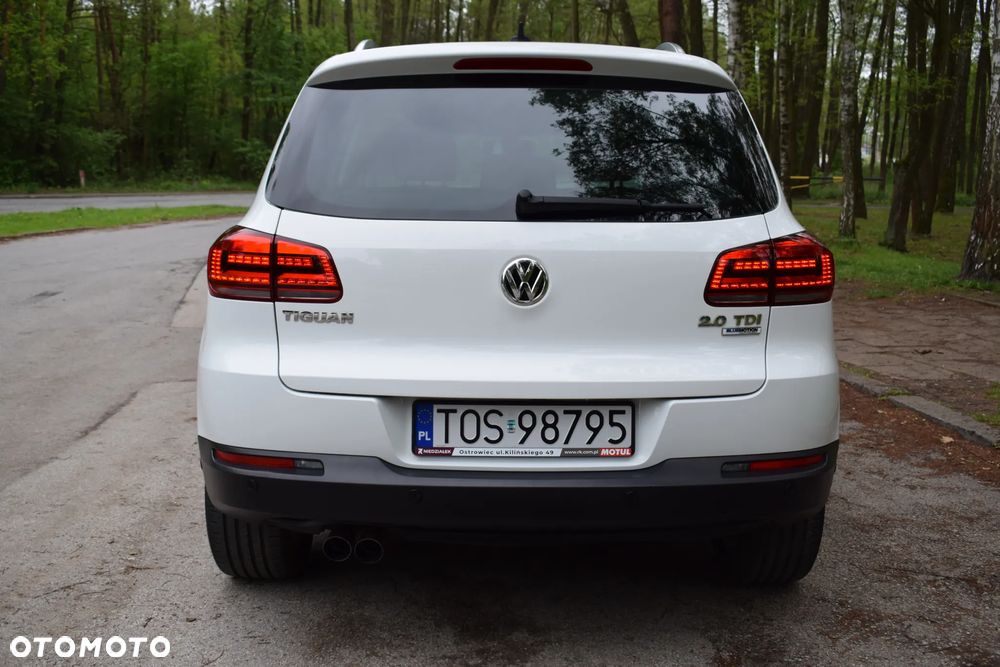 Volkswagen Tiguan 2.0 TDI DPF BlueMotion Technology Lounge Sport & Style - 8