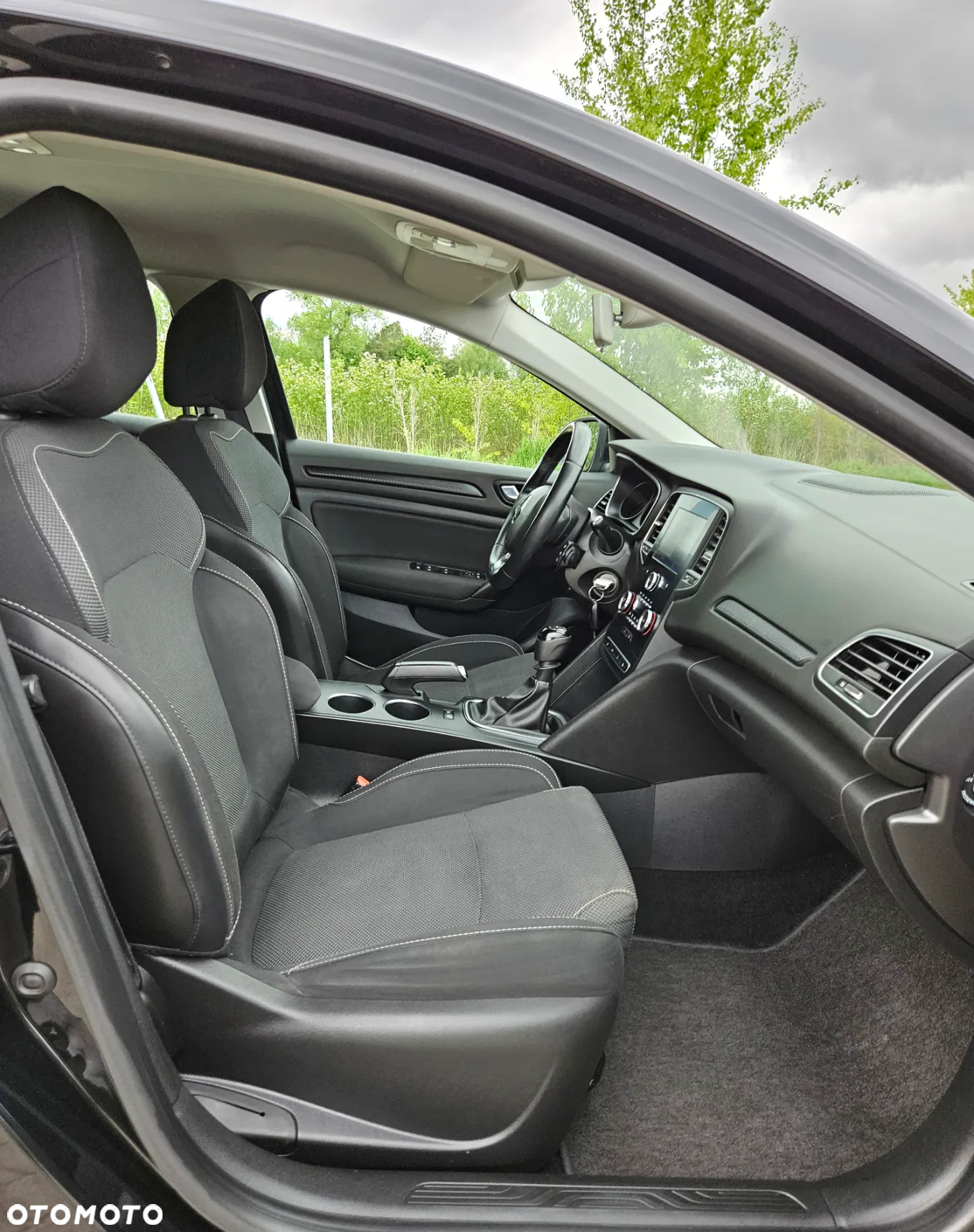 Renault Megane Grandtour ENERGY TCe 130 INTENS - 13