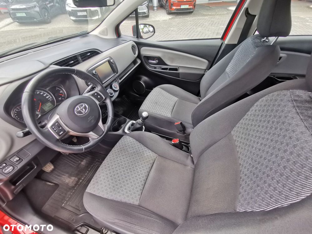 Toyota Yaris 1.33 Premium - 3