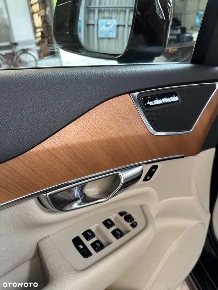 Volvo XC 90 ver-b5-d-awd-momentum-pro - 9