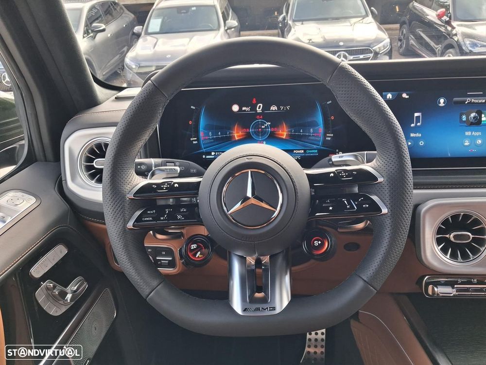 Mercedes-Benz G 63 AMG Standard - 29