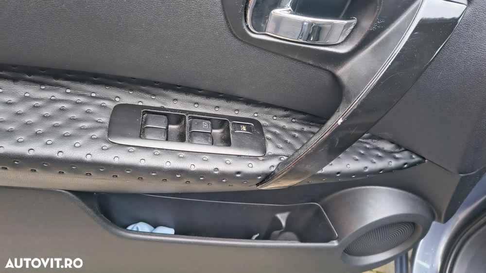 Nissan Qashqai - 22