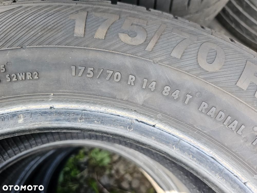 BARUM 175/70R14 84T BRILLANTIS 2 (4szt.) (1x6,0 1x6,5 2x7,0) (DOT: 1x1617 1x1717 2x4117 ) L903 - 4