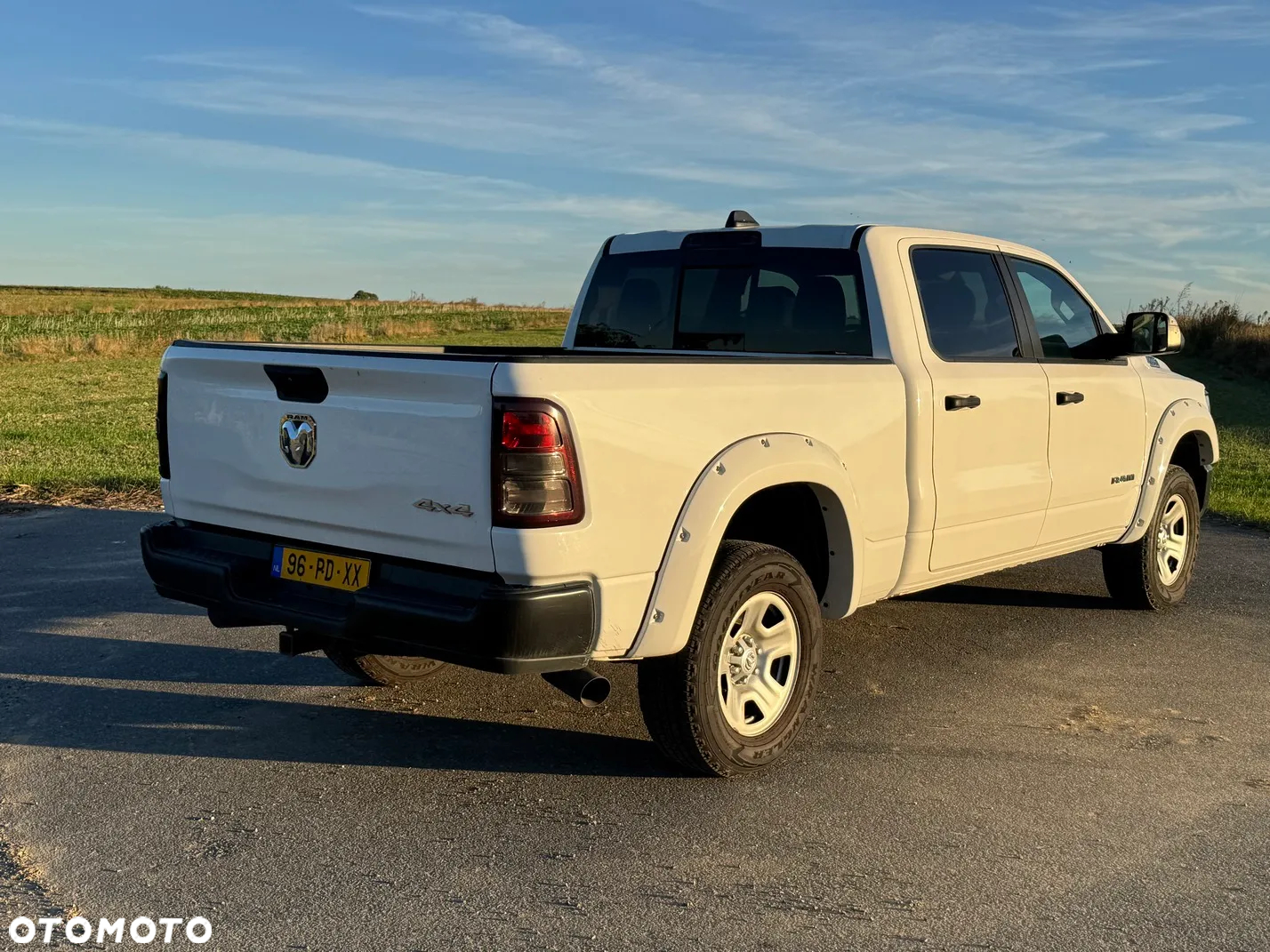Dodge RAM 1500 5.7 4x4 - 13