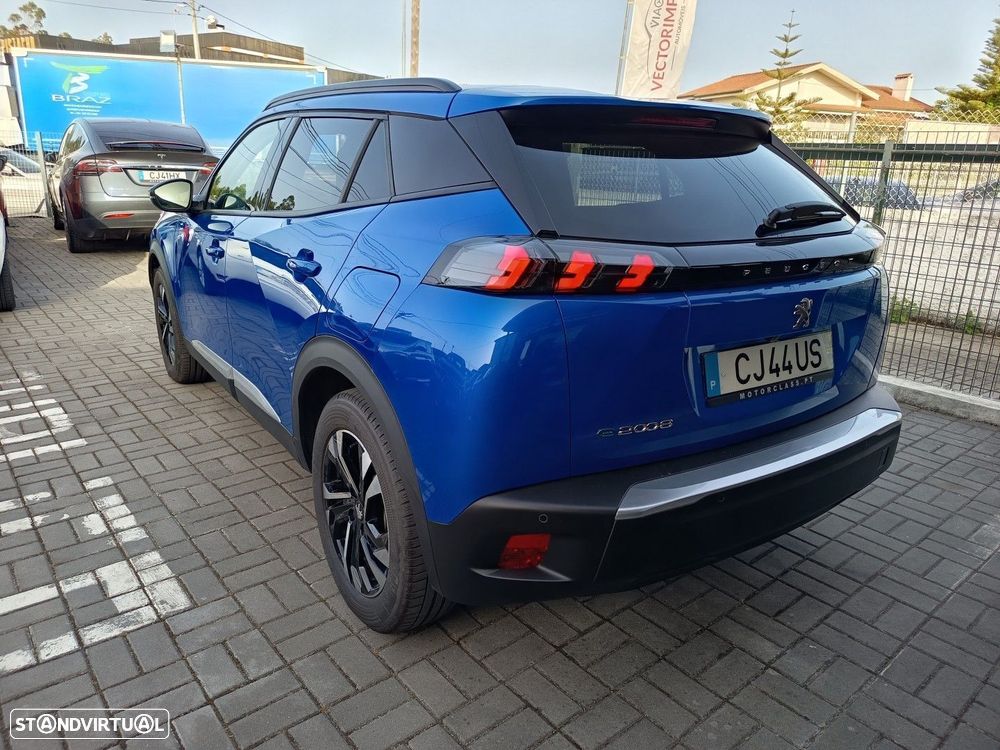 Peugeot e-2008 50 kWh Allure - 5