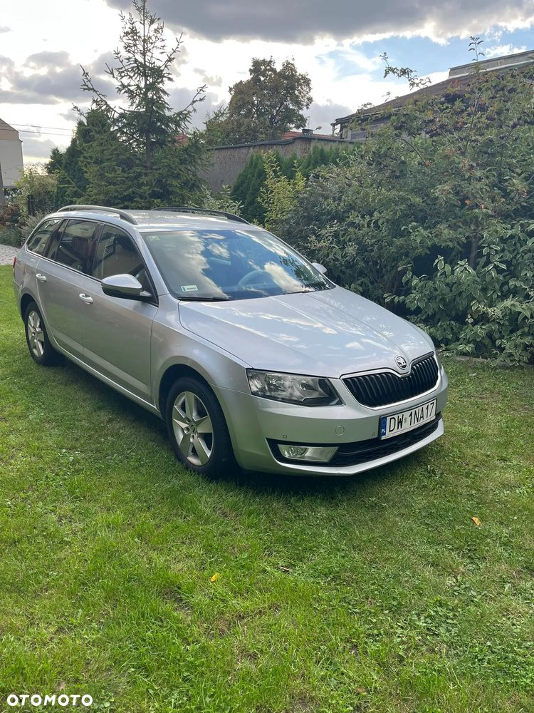 Skoda Octavia 2.0 TDI 4x4 Ambition DSG - 2