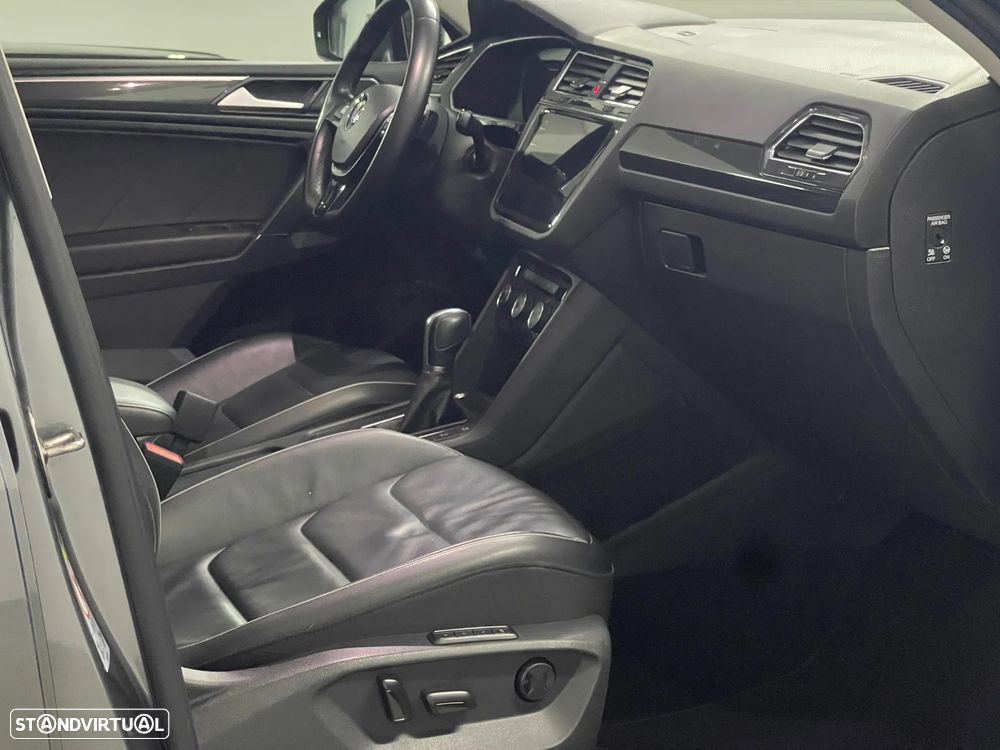 VW Tiguan Allspace 2.0 TDI Highline DSG - 28