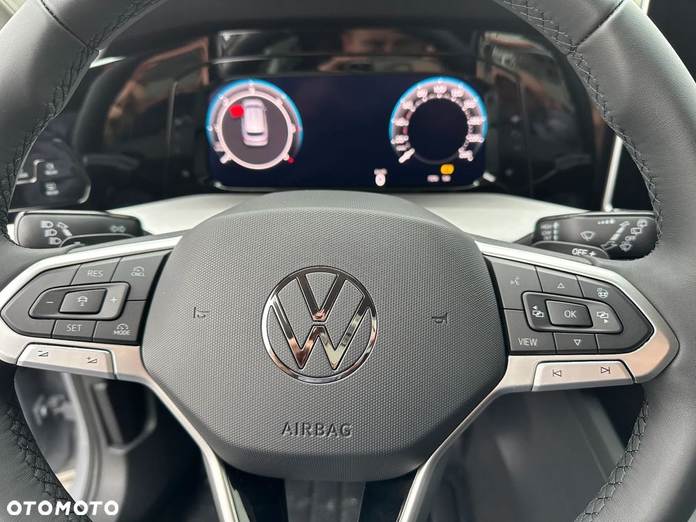 Volkswagen Golf VIII 2.0 TDI Life Plus DSG - 25