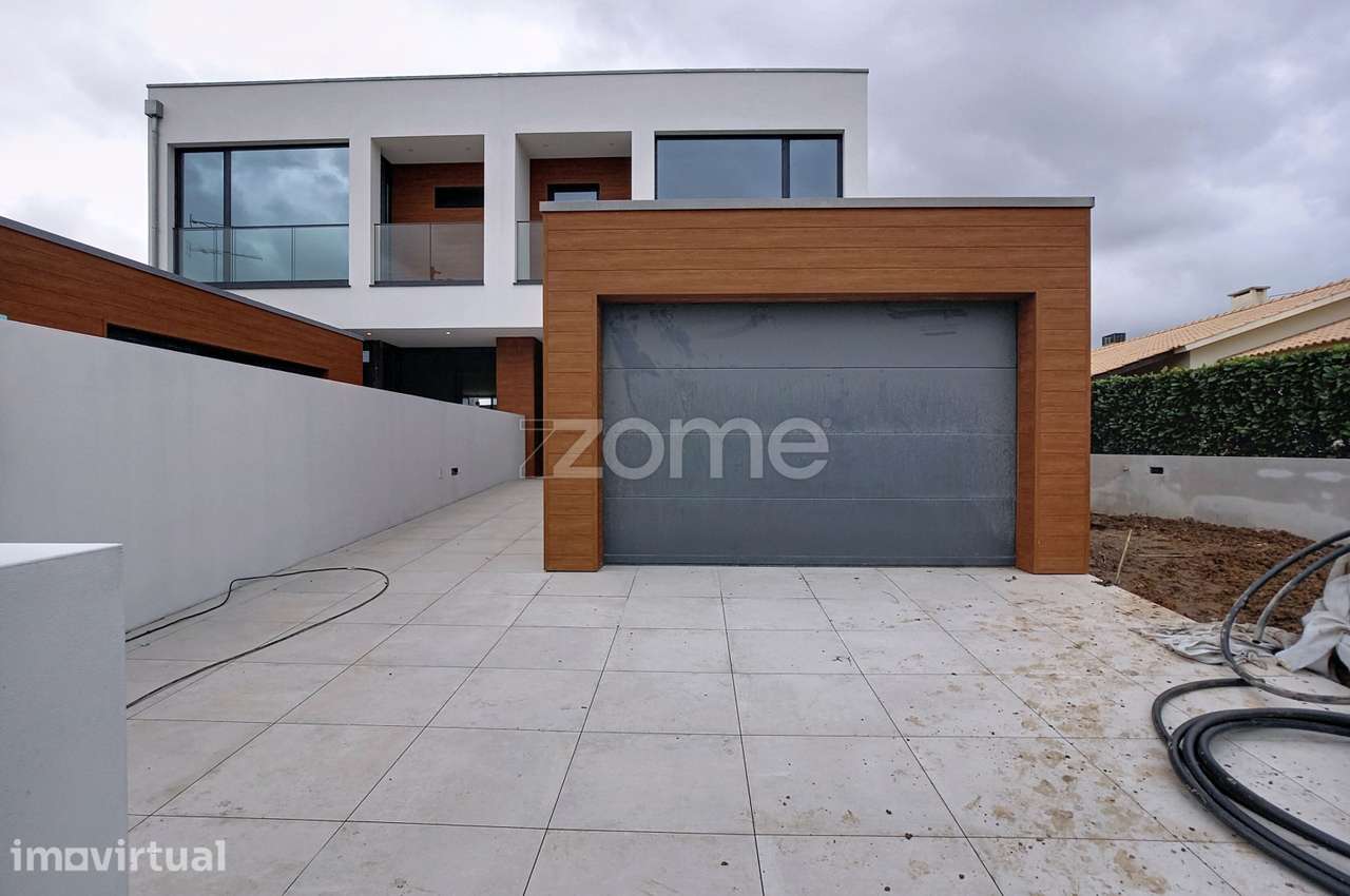 Moradia T4 nova em Aradas, Aveiro - Grande imagem: 2/33