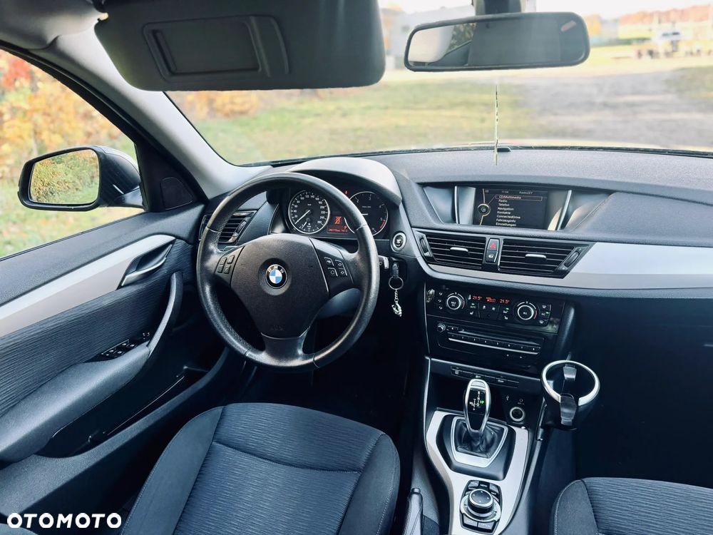 BMW X1 sDrive18d xLine - 10