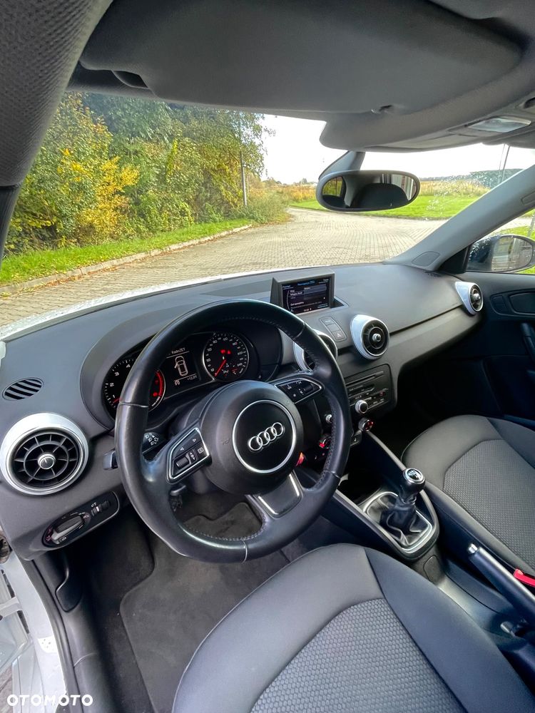 Audi A1 Sportback ver-1-2-tfsi-s-line-edition - 17