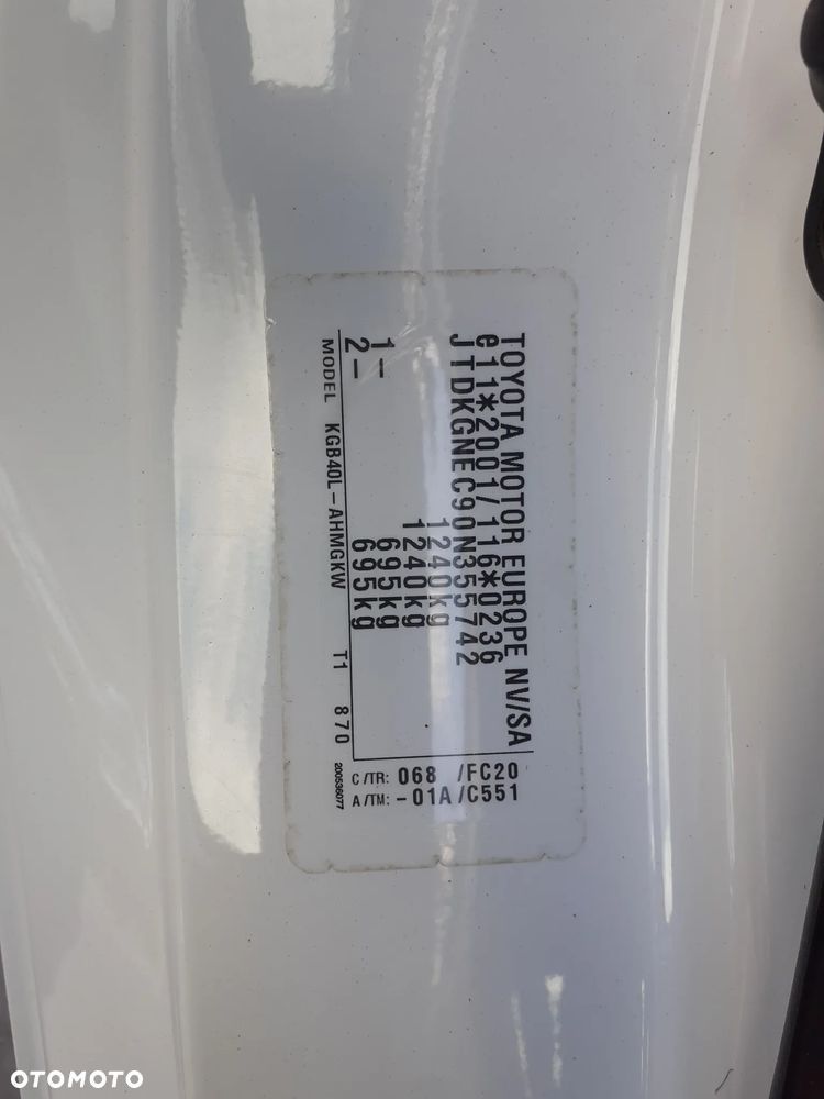 Toyota Aygo x-play connect - 16