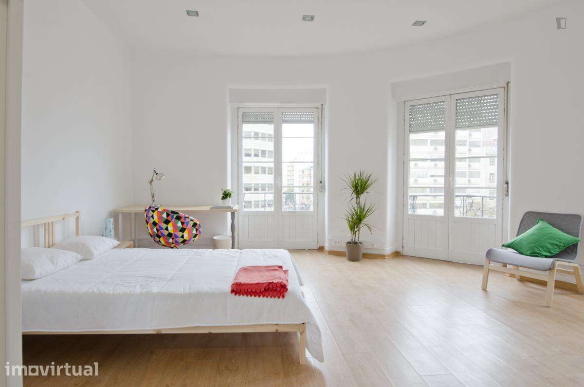 Quarto - localizado em Entrecampos Lisbon - Grande imagem: 4/17