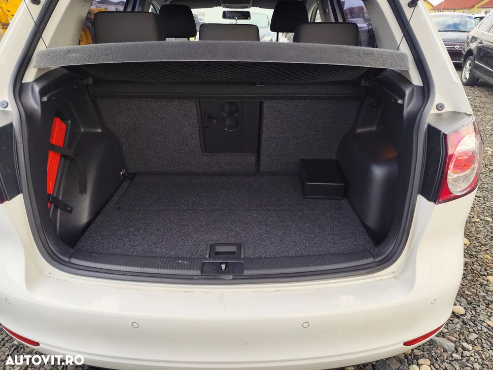 Volkswagen Golf Plus 1.6 TDI DPF MATCH - 6