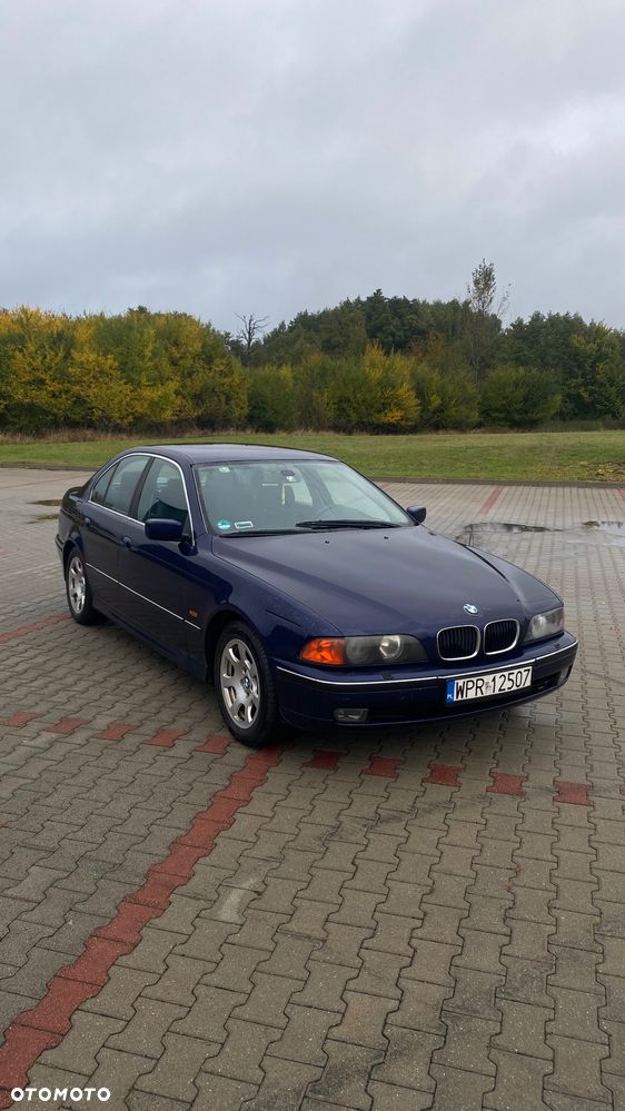 BMW Seria 5 523i - 1