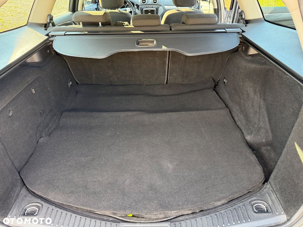 Ford Mondeo 2.0 TDCI Champions Edition - 12